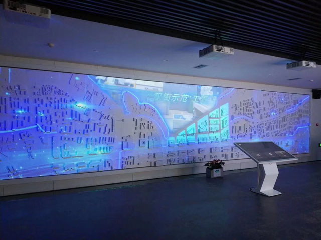 Paint On Screen���I(y��)ͶӰ���������ݺ��Iչ�d���섓(chu��ng)��ͶӰ�w�